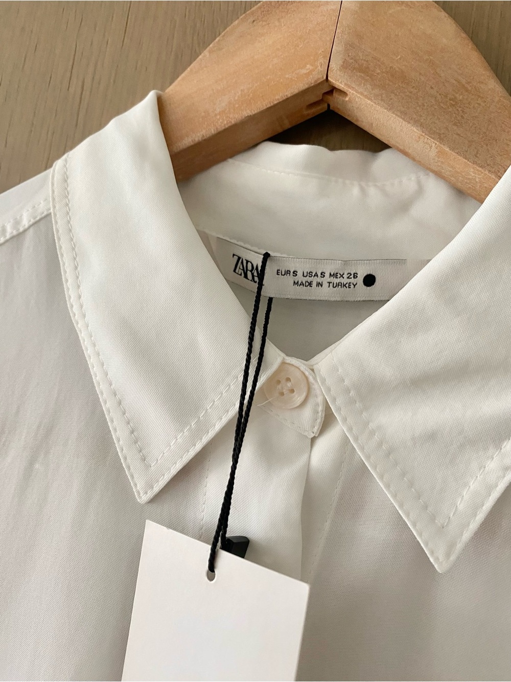 Zara button down blouse - Picture 5 of 5